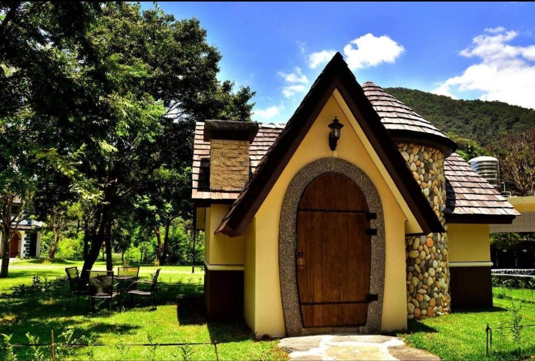 Mushroom Forest Guesthouse Camping Site Puli Luaran gambar